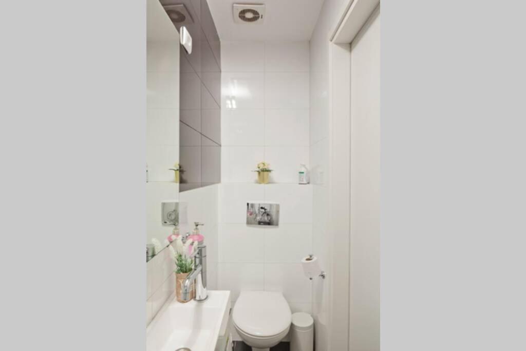 Big Apartment Next To Gordon Beach Plus Free Parking Tel Aviv Luaran gambar